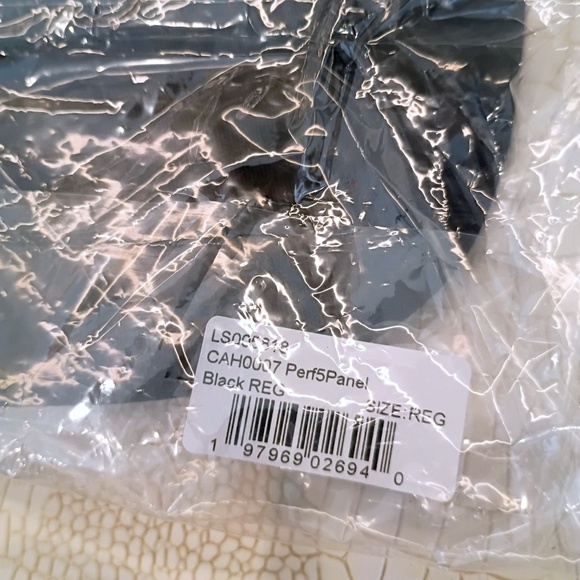 (Sold Out/Retired) Tiger Woods Performance 5 Panel Regular Black - Picture 9 of 10